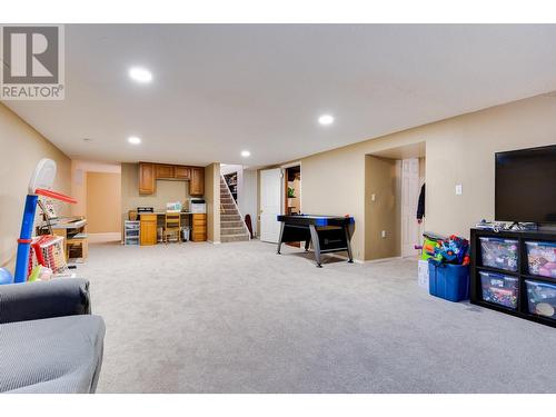 2677 Starlane Drive, Prince George, BC - Indoor Photo Showing Other Room