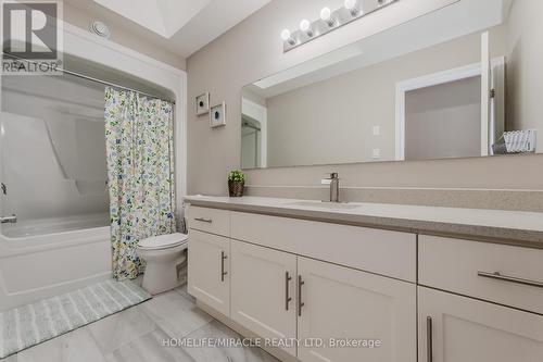 481 Rivertrail Avenue, Kitchener, ON - Indoor Photo Showing Bathroom