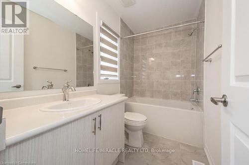 120 Blacklock Street, Cambridge, ON - Indoor Photo Showing Bathroom