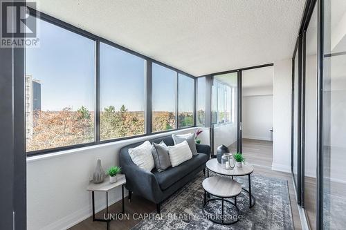 611 - 2350 Bridletowne Circle, Toronto, ON - Indoor Photo Showing Living Room