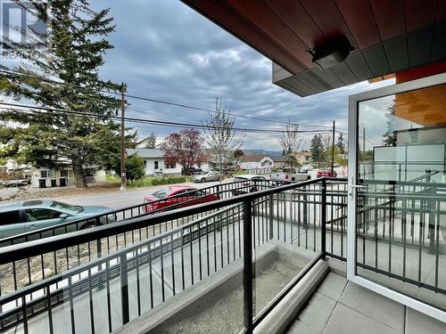 345 Dougall Road N Unit# 102, Kelowna, BC - Outdoor With Exterior