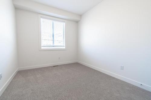 113-8960 Dallas Drive, Kamloops, BC - Indoor Photo Showing Other Room