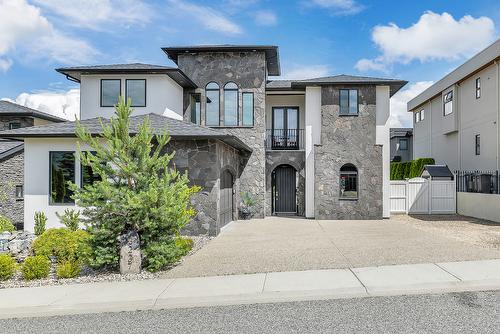 3237 Malbec Crescent, West Kelowna, BC - Outdoor With Facade