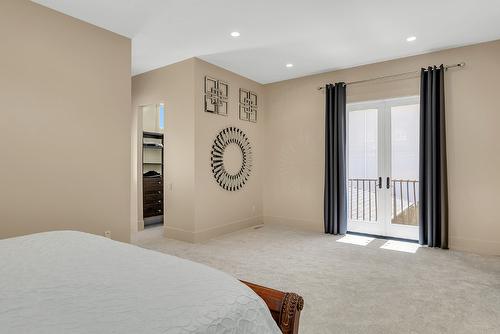 3237 Malbec Crescent, West Kelowna, BC - Indoor Photo Showing Bedroom