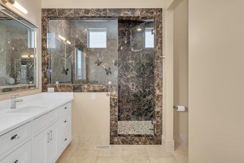 3237 Malbec Crescent, West Kelowna, BC - Indoor Photo Showing Bathroom