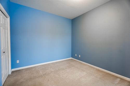 18-650 Harrington Road, Kamloops, BC - Indoor Photo Showing Other Room