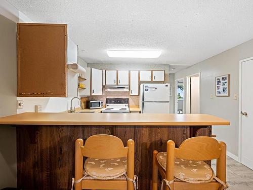 3-691 Castle Crag Cres, Courtenay, BC - Indoor Photo Showing Kitchen