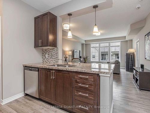 54-1430 Gord Vinson Ave N, Clarington, ON - Indoor Photo Showing Kitchen With Double Sink