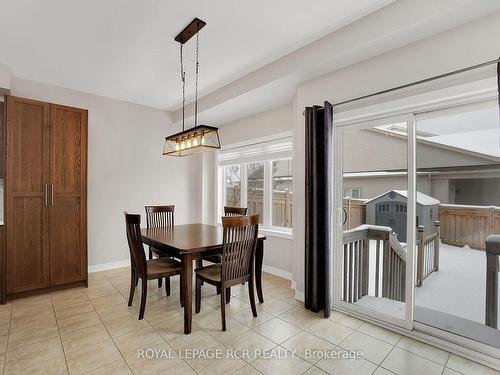 180 Greenwood Dr, Essa, ON - Indoor Photo Showing Dining Room