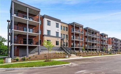 206-121 Mary St, Clearview, ON - Outdoor With Balcony With Facade