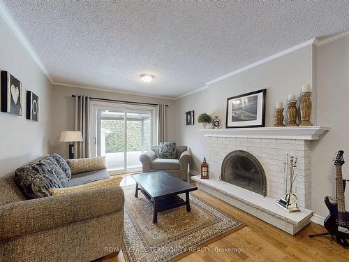 1139 Manor Rd, Oakville, ON - Indoor Photo Showing Living Room With Fireplace