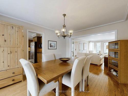 1139 Manor Rd, Oakville, ON - Indoor Photo Showing Dining Room