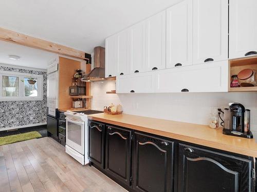 Cuisine - 1298 Rue Berthier, Chambly, QC - Indoor Photo Showing Kitchen