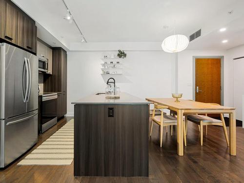 Kitchen - 406-5000 Boul. De L'Assomption, Montréal (Rosemont/La Petite-Patrie), QC - Indoor Photo Showing Other Room