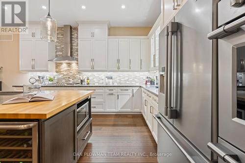 1682 Heathside Crescent, Pickering, ON - Indoor Photo Showing Kitchen With Upgraded Kitchen