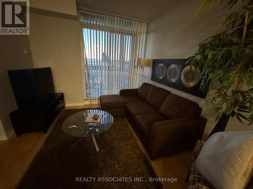 4902 - 65 Bremner Boulevard, Toronto, ON - Indoor Photo Showing Living Room