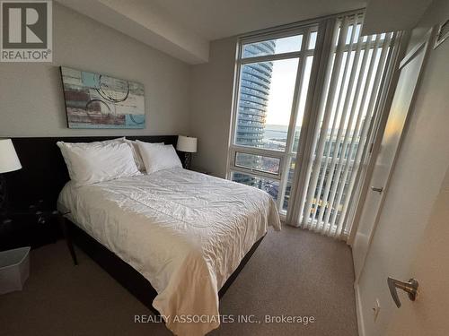 4902 - 65 Bremner Boulevard, Toronto, ON - Indoor Photo Showing Bedroom