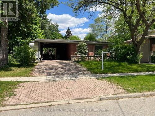 34 Shippigan Crescent, Toronto, ON - Outdoor