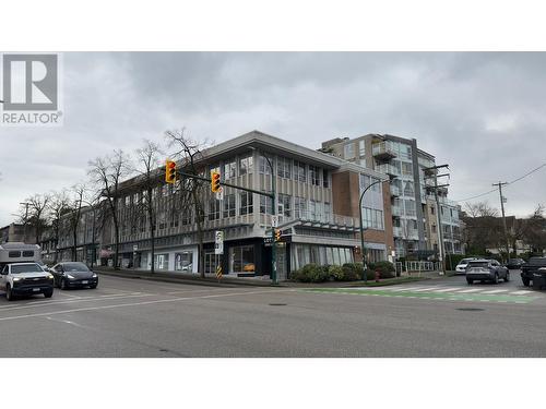 206 2233 Burrard Street, Vancouver, BC 