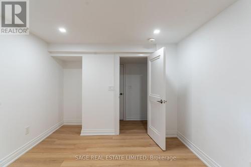 844 Ninth Street, Mississauga, ON - Indoor Photo Showing Other Room