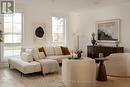 844 Ninth Street, Mississauga, ON  - Indoor Photo Showing Living Room 