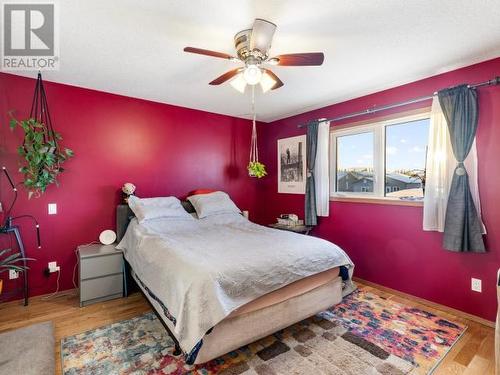 17 Skookum Drive, Whitehorse, YT - Indoor Photo Showing Bedroom