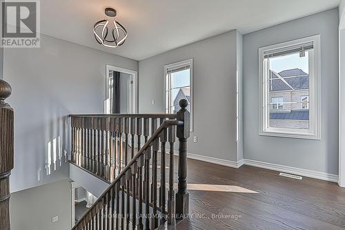 35 Thornapple Lane, Richmond Hill, ON - Indoor Photo Showing Other Room