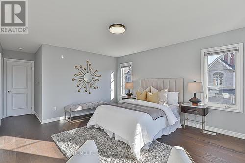 35 Thornapple Lane, Richmond Hill, ON - Indoor Photo Showing Bedroom