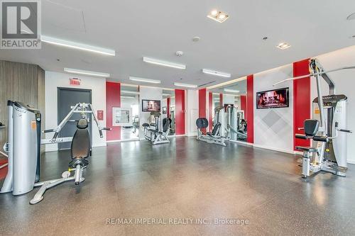 515 - 318 Richmond Street W, Toronto, ON - Indoor Photo Showing Gym Room