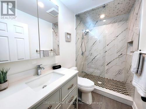 273 Davisville Avenue, Toronto, ON - Indoor Photo Showing Bathroom