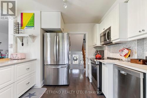 58 Broadpath Road, Toronto, ON - Indoor Photo Showing Kitchen