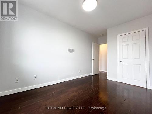 2F & 3F - 544 Eglinton Avenue W, Toronto, ON - Indoor Photo Showing Other Room