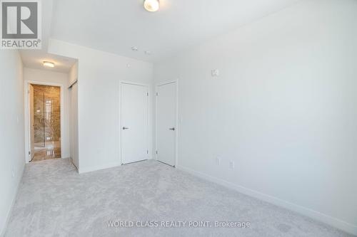 03 - 3429 Ridgeway Drive, Mississauga, ON - Indoor Photo Showing Other Room