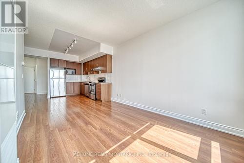 617 - 99 South Town Centre Boulevard, Markham, ON - Indoor Photo Showing Kitchen