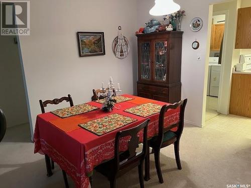 101 102 1St Avenue, Caronport, SK - Indoor Photo Showing Dining Room