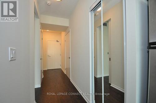 703 - 215 Fort York Boulevard, Toronto, ON - Indoor Photo Showing Other Room