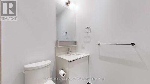 3109 - 950 Portage Parkway, Vaughan, ON - Indoor Photo Showing Bathroom