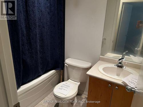 Th42 - 11 Niagara Street, Toronto, ON - Indoor Photo Showing Bathroom