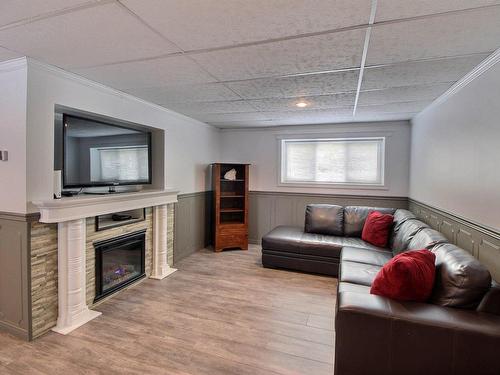 Family room - 518 Ch. Des Collines, Saint-Marc-De-Figuery, QC - Indoor Photo Showing Living Room With Fireplace