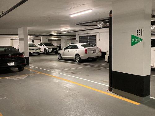 236-20 O'Neill Rd, Toronto, ON - Indoor Photo Showing Garage