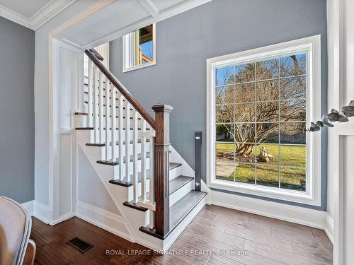 1445 Islington Ave, Toronto, ON - Indoor Photo Showing Other Room