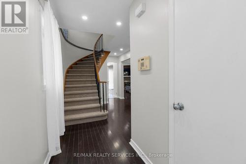 95 Martindale Crescent, Brampton, ON - Indoor Photo Showing Other Room