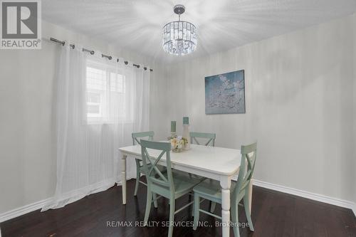 95 Martindale Crescent, Brampton, ON - Indoor Photo Showing Dining Room