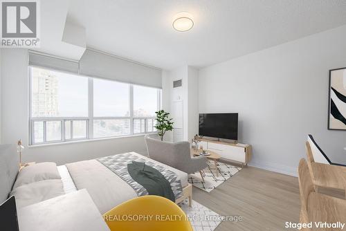 805 - 3650 Kingston Road, Toronto, ON - Indoor Photo Showing Bedroom