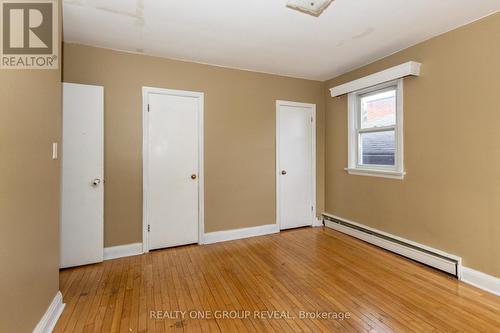 385 Mary Street N, Oshawa, ON - Indoor Photo Showing Other Room