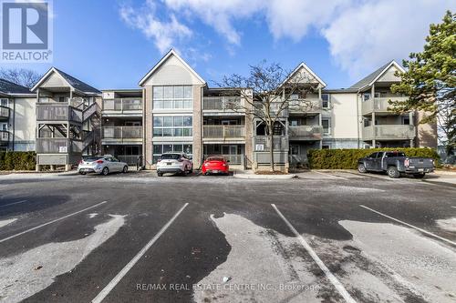 102 - 2040 Cleaver Avenue, Burlington, ON - Outdoor With Facade