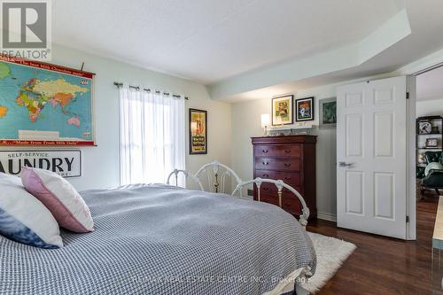 102 - 2040 Cleaver Avenue, Burlington, ON - Indoor Photo Showing Bedroom