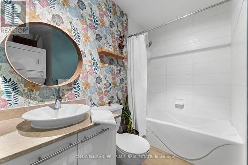 313 - 363 Sorauren Avenue, Toronto, ON - Indoor Photo Showing Bathroom