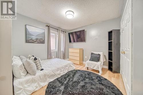 31 Watsonbrook Drive, Brampton, ON - Indoor Photo Showing Bedroom