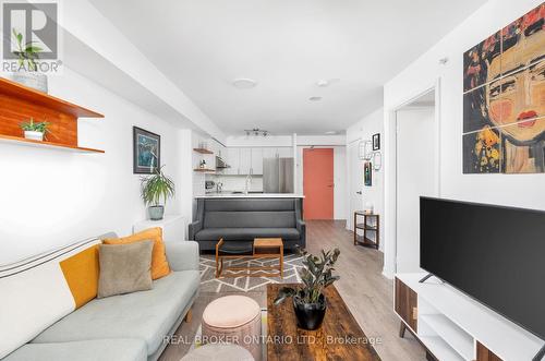 1208 - 1410 Dupont Street, Toronto, ON - Indoor